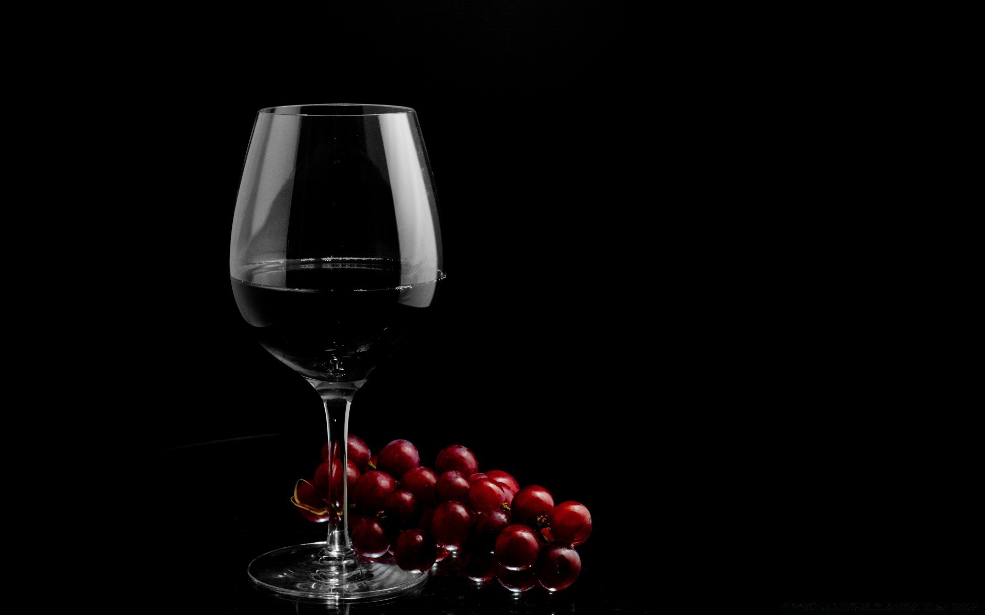 bebidas vino vidrio beber alcohol oscuro vino tinto merlot copa de vino lujo bodega licor líquido