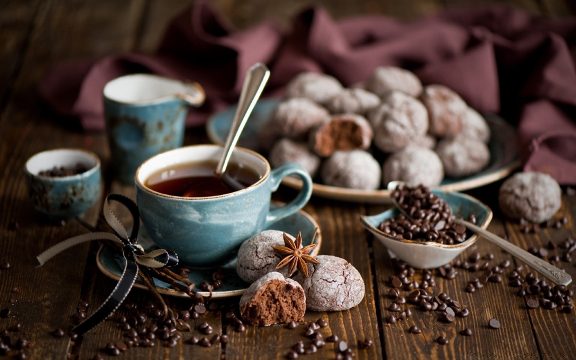 tatlılar parfüm yemek sıcak kahve içme kupası ahşap tarçın ahşap kaşık tablo aromatik karanlık rustik baharat espresso kase kafein geleneksel