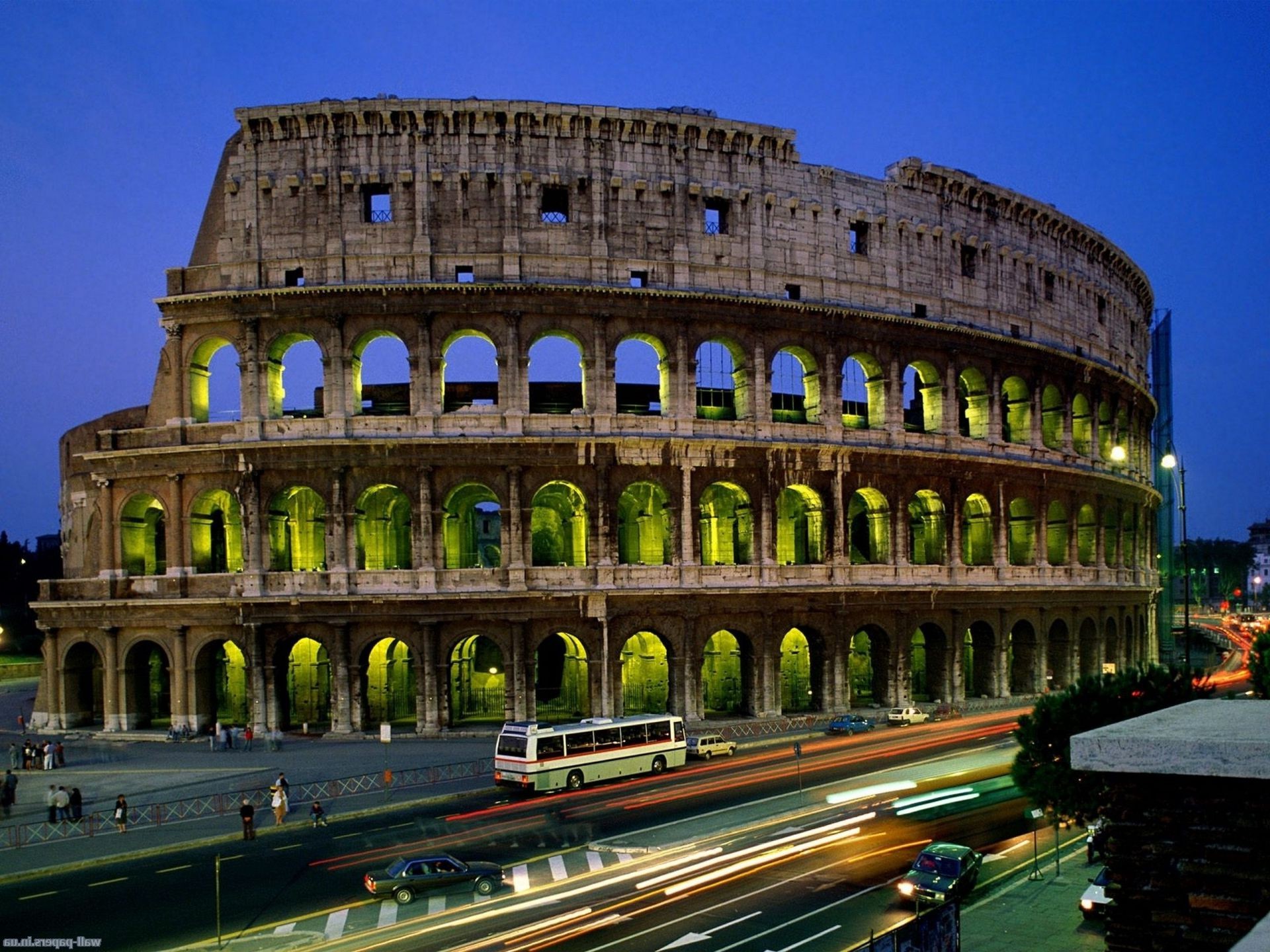 luoghi famosi architettura viaggi stadio all aperto casa colosseo antico cielo città anfiteatro punto di riferimento turismo monumento