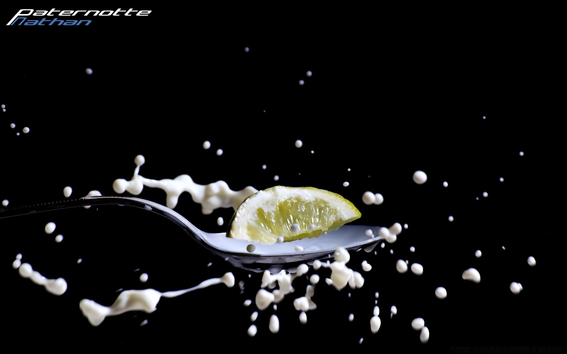 food & drink drop splash desktop liquid drink bubble droplet motion wet light water clean drip abstract food