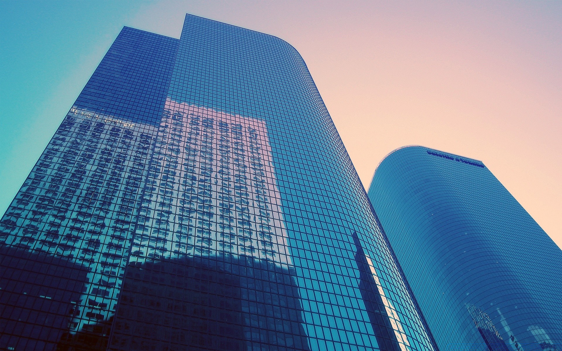 haus und interieur wolkenkratzer architektur wirtschaft futuristisch innenstadt büro stadt glas fenster modern modern himmel reflexion hoch haus städtisch perspektiven finanzen technologie