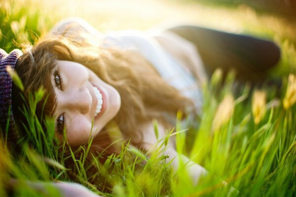 Otras chicas cara y sonrisa