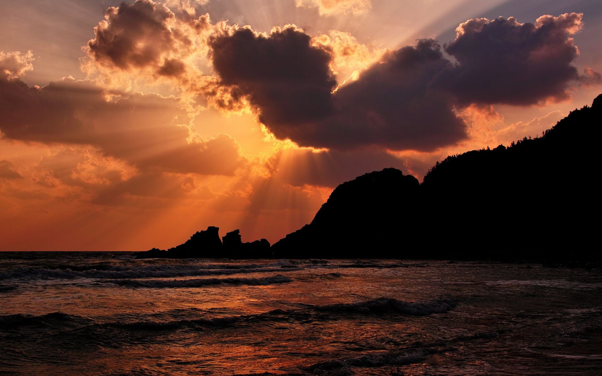 coucher de soleil et aube coucher de soleil eau plage océan mer aube crépuscule soleil paysage soir paysage ciel mer tempête nature voyage