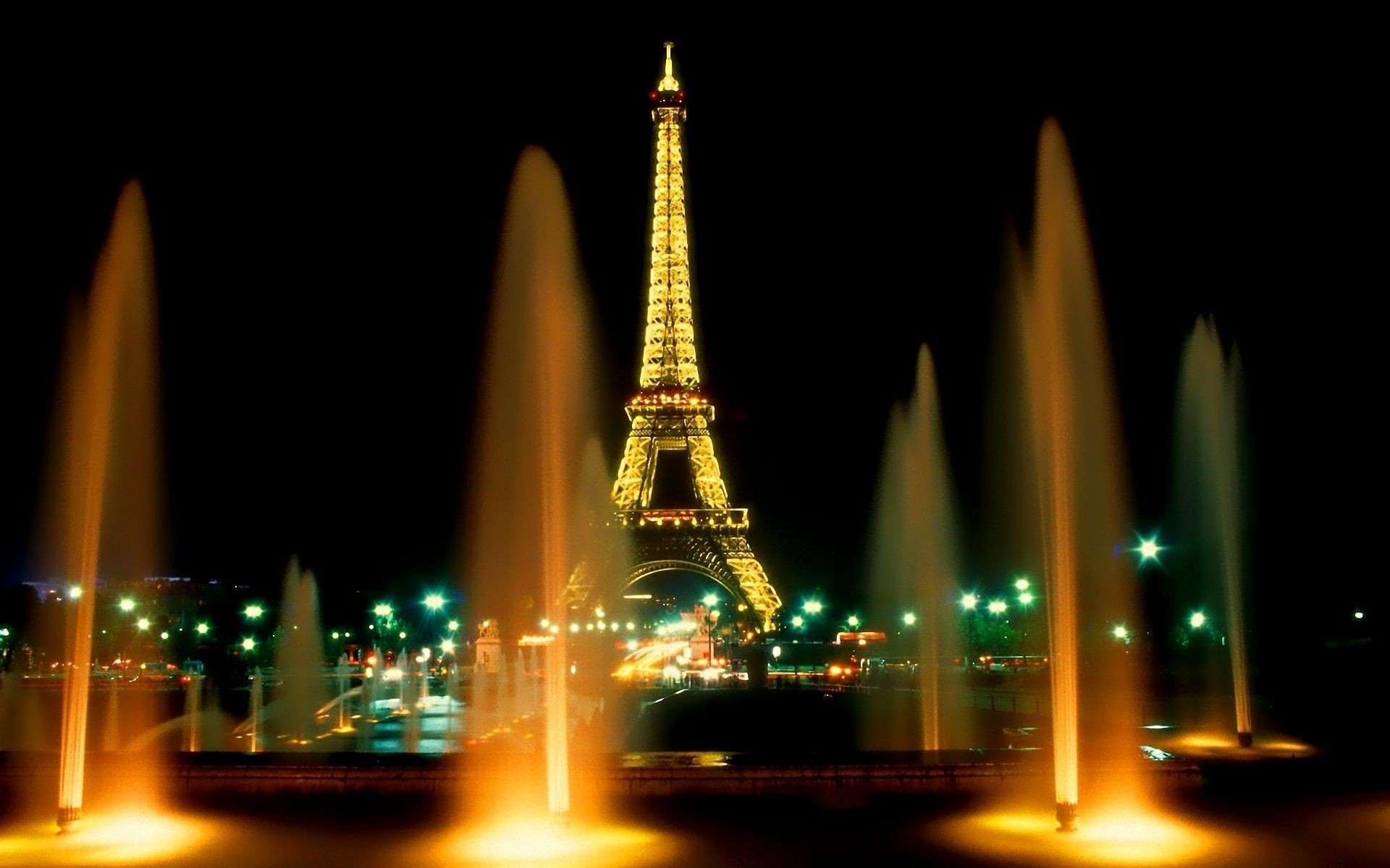 brunnen hintergrundbeleuchtung stadt architektur licht dunkel am abend flamme reisen straße stadt haus weihnachten dämmerung