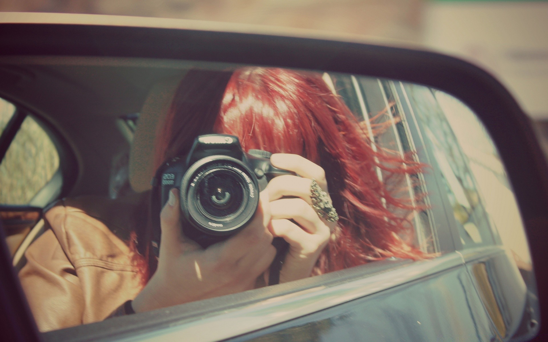 autre fille voiture véhicule système de transport fille lumière unique adulte miroir femme voyage à l intérieur portrait