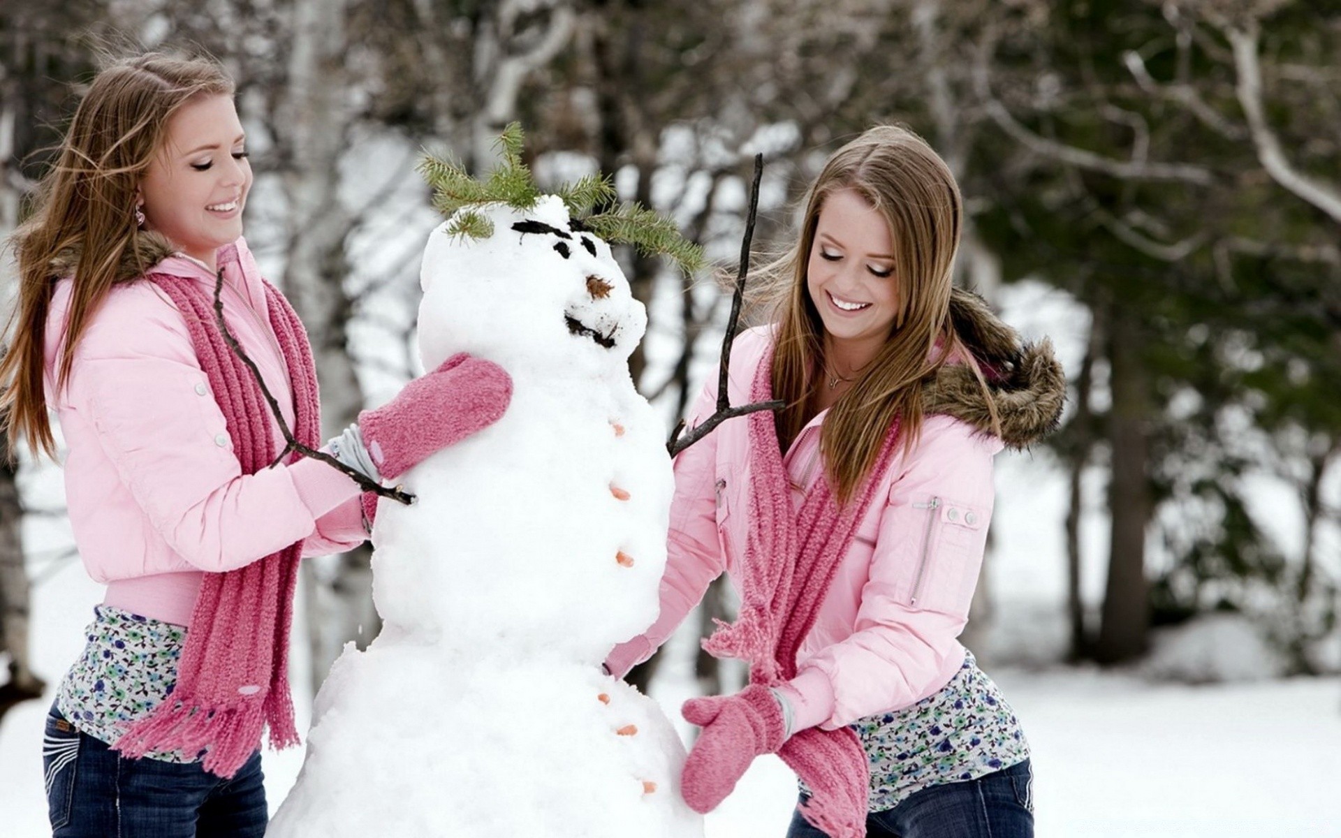 otras chicas invierno al aire libre chica mujer parque naturaleza felicidad placer nieve otoño retrato bebé hermoso lindo estilo de vida alegría desgaste ocio moda