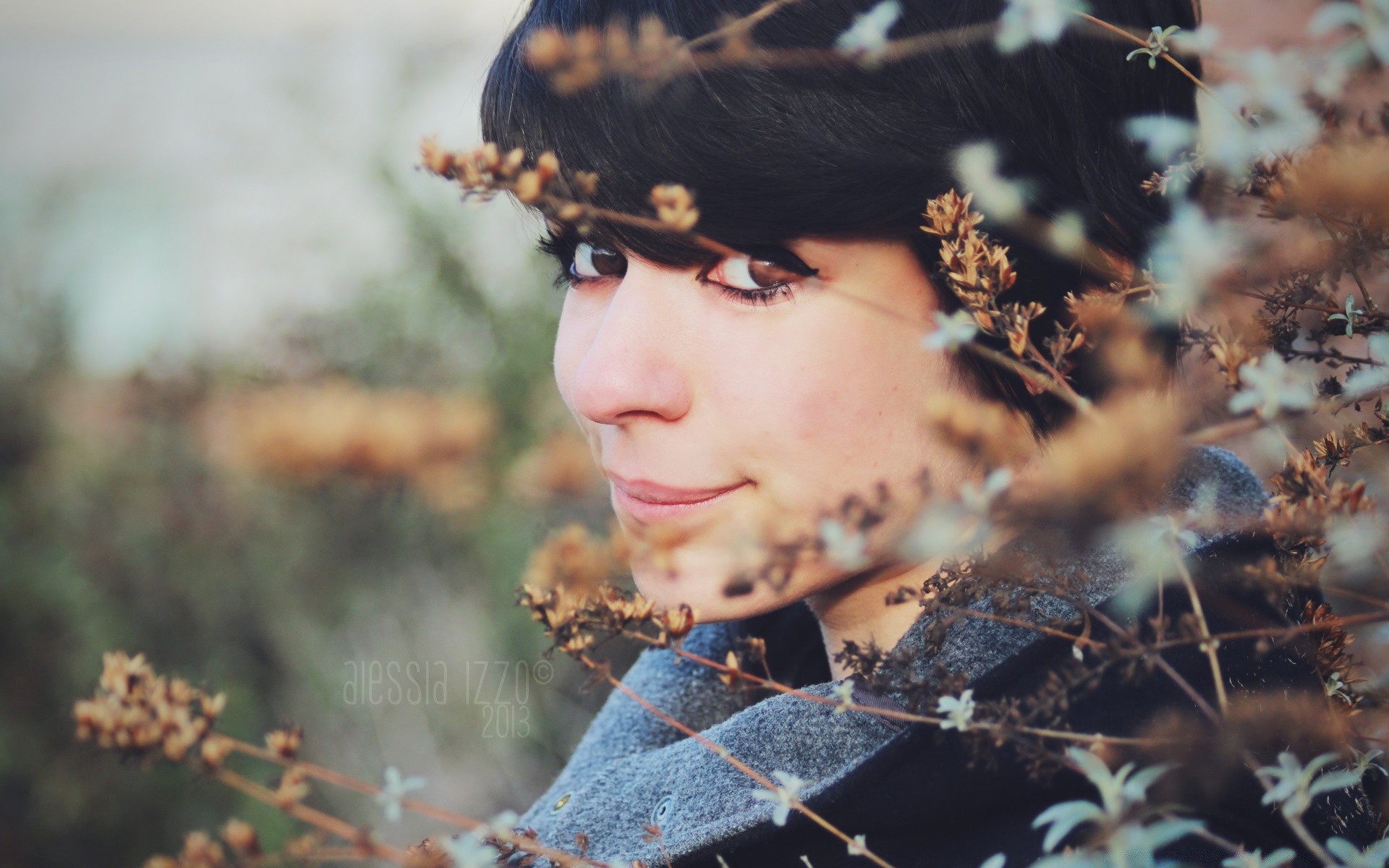 autre fille portrait nature belle automne un à l extérieur fille adulte femme fleur