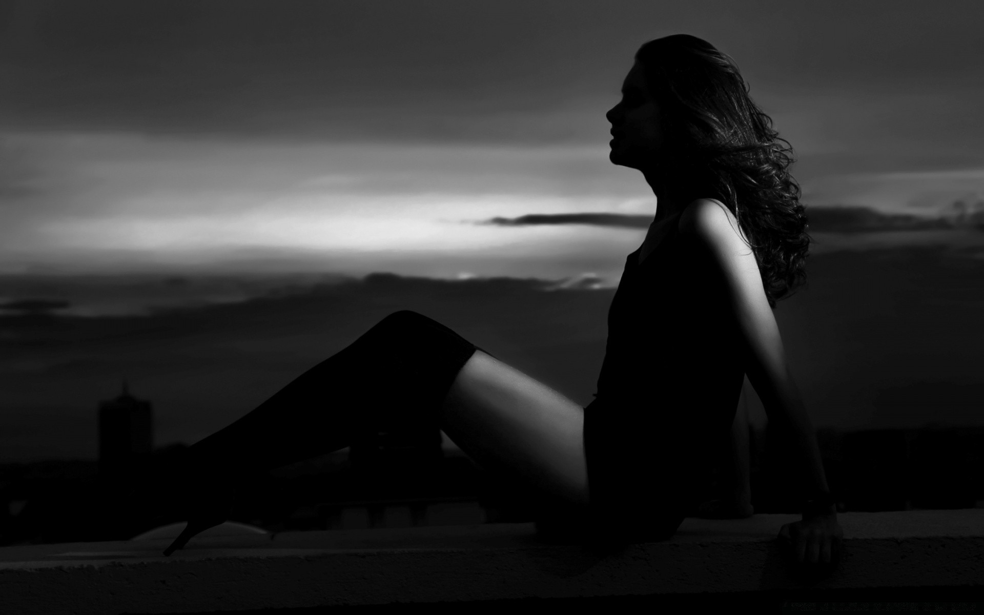 otras chicas monocromo puesta de sol silueta iluminado chica playa amanecer noche sombra paisaje sol mujer cielo blanco y negro desnudo luz retrato crepúsculo agua