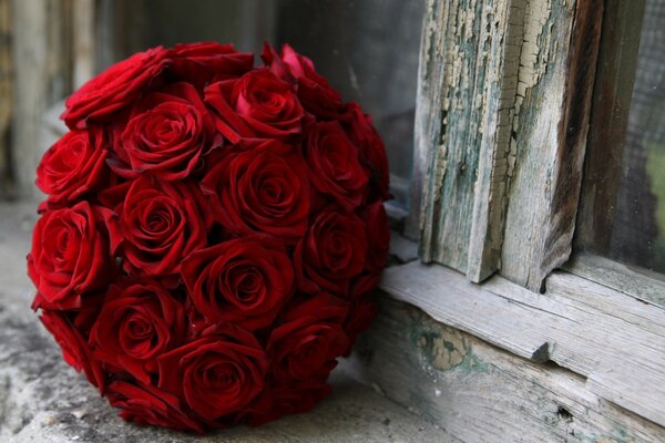 Bouquet chic de roses rouges