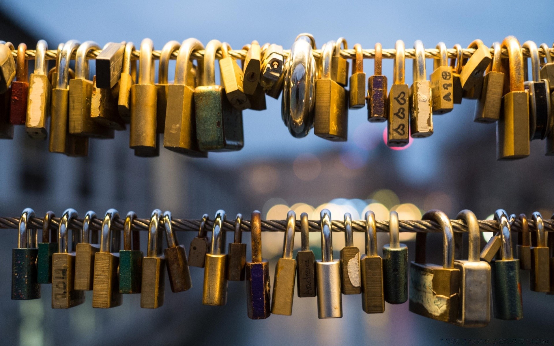 cuori sicurezza affari sicurezza molti appeso