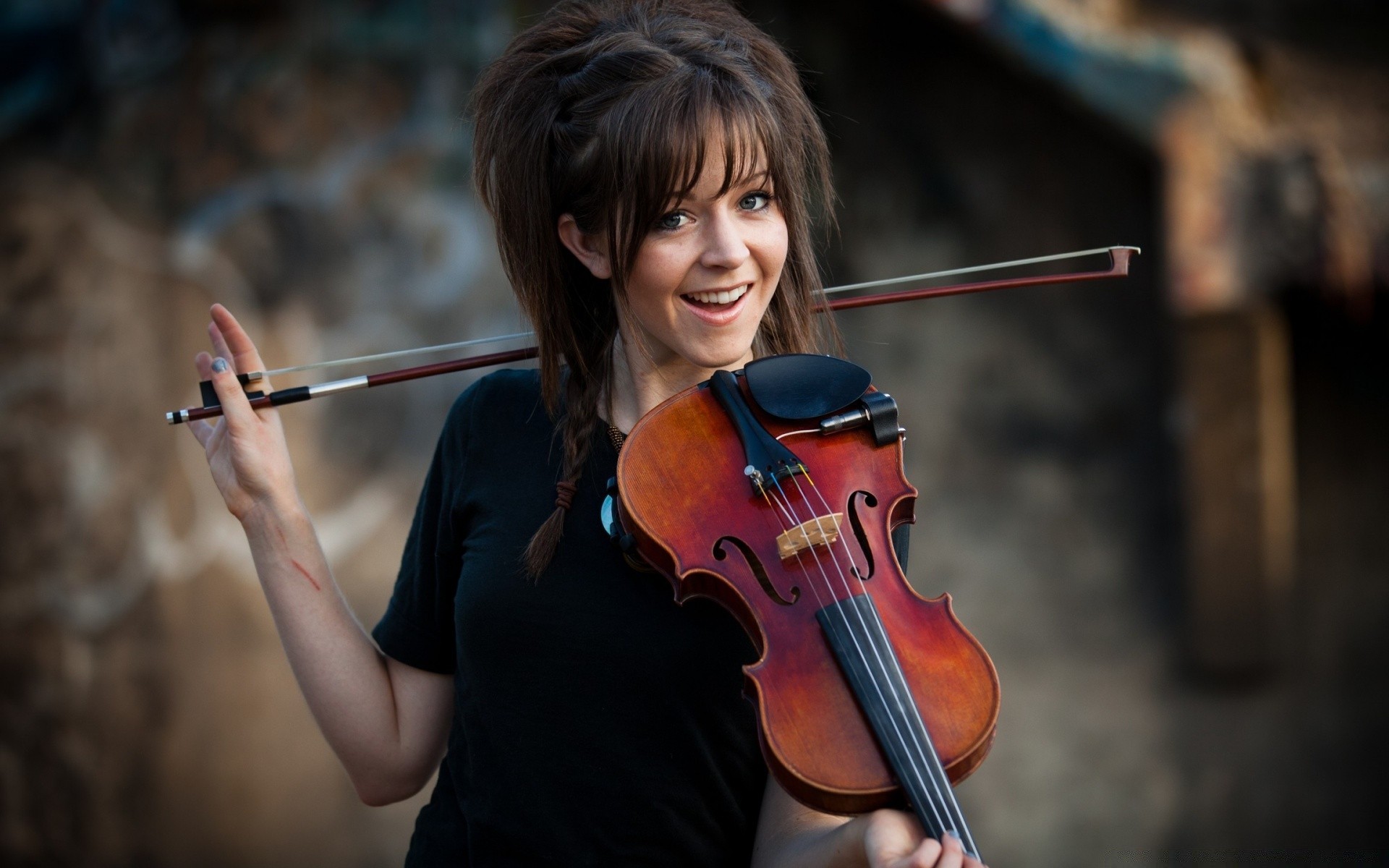 musique violon violoniste musicien unique femme performance concert instrument festival violoncelle adulte classique viola portrait