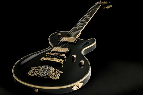 Vintage Schwarz mit Gold Gitarre