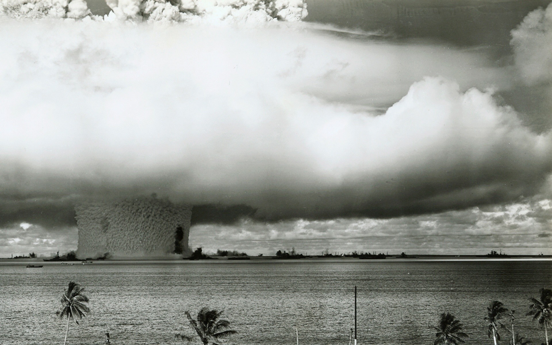 armes et armée monochrome eau tempête plage paysage mer fumée océan