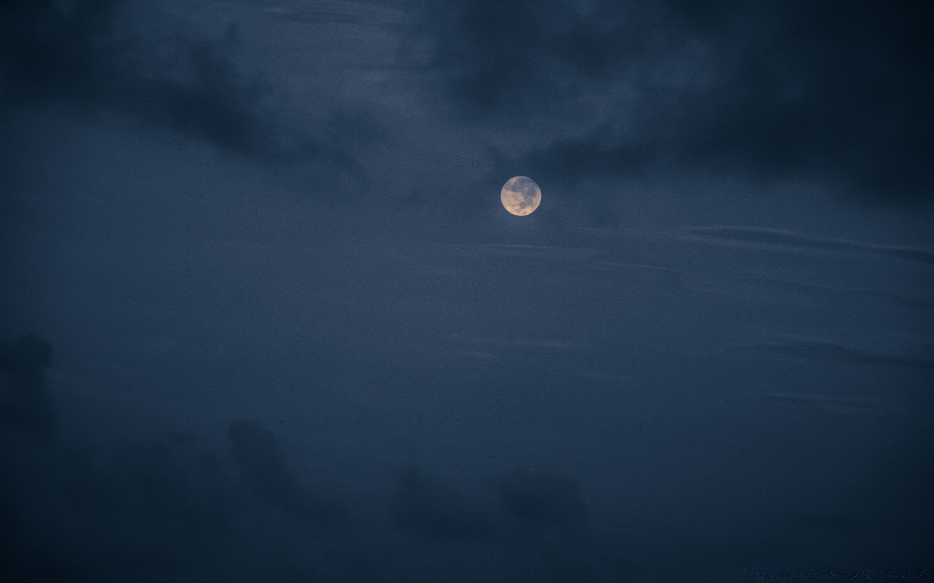 espaço céu lua paisagem luz crepúsculo noite tempo mar natureza ao ar livre luz do dia pôr do sol reflexão eclipse sol oceano astronomia lua escuro desktop