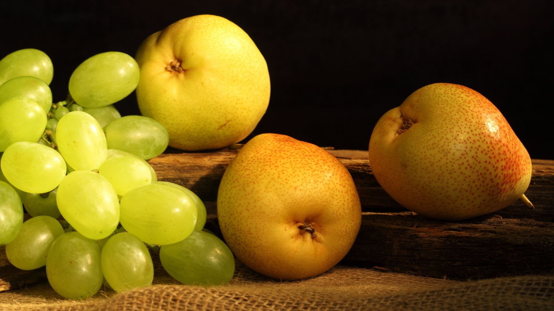 alimentos e bebidas frutas comida suculento crescer comida saúde pastelaria delicioso maçã agricultura mercado vitamina ainda vida pêra saudável doce