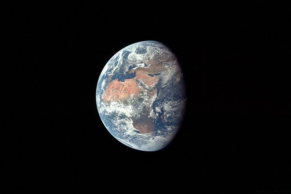 Photo de la terre de l espace ouvert