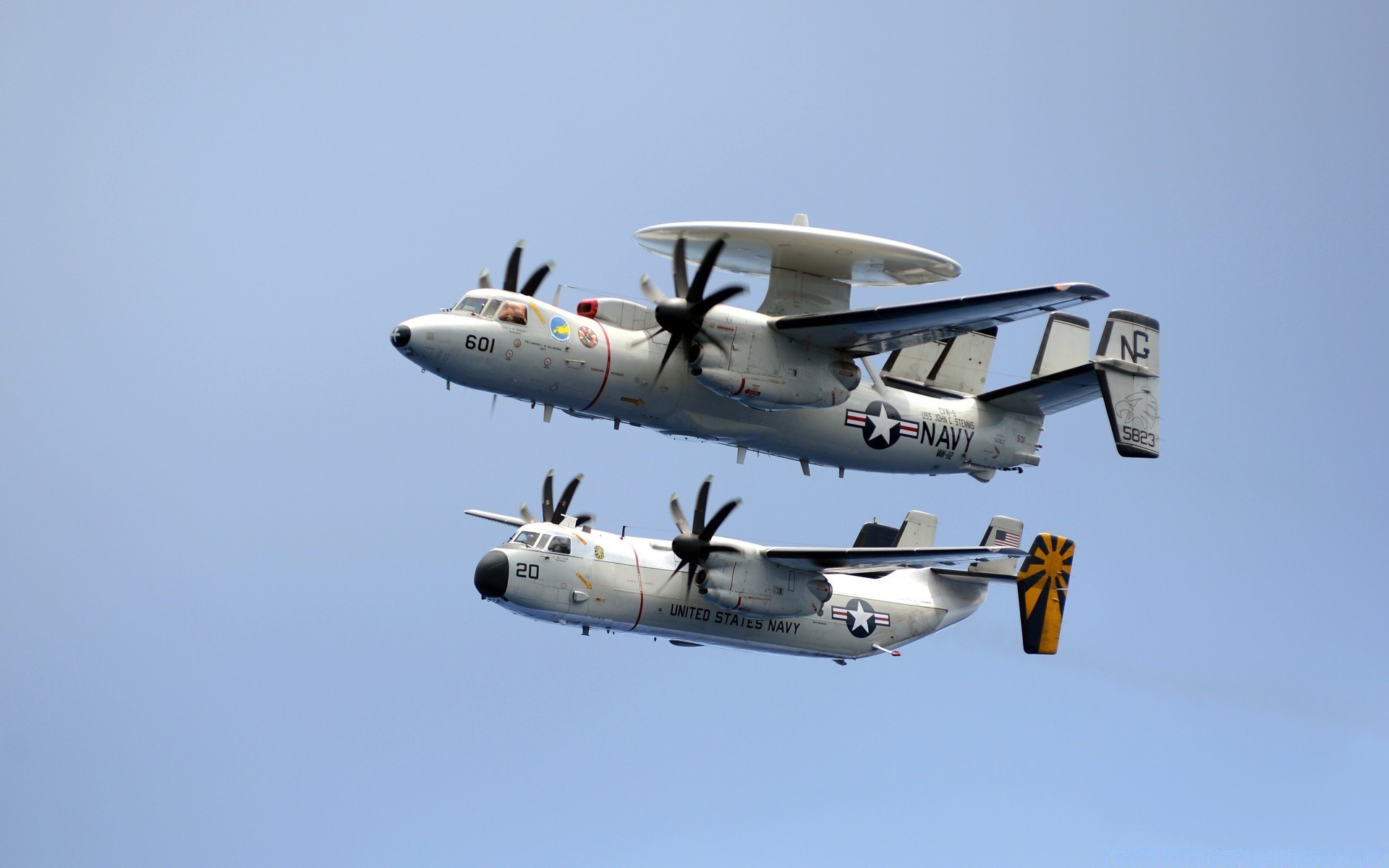 aviazione aereo aereo militare volo sistema di trasporto aeroporto volare aereo auto air force aria cielo combattente motore tecnologia elica velocità pozzetto