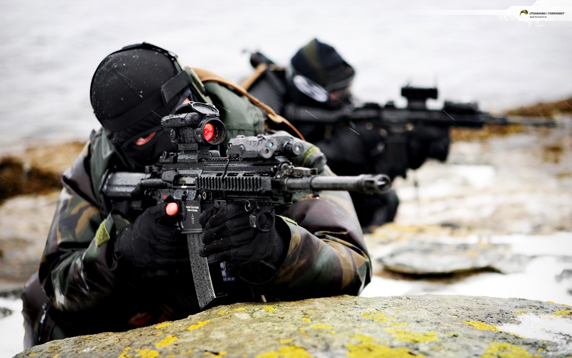 infantería pistola arma militar guerra rifle batalla ejército soldado policía munición fuerza ametralladora peligro francotirador acción seguridad camuflaje hombre combate asalto