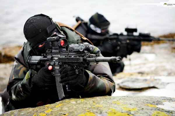 An infantryman with a machine gun on a mission