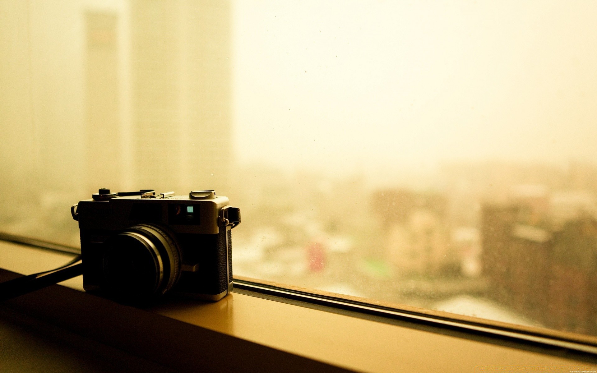 vintage desenfoque analógico retro lente zoom viejo luz viajes apertura naturaleza muerta puesta de sol telémetro fotografía sepia