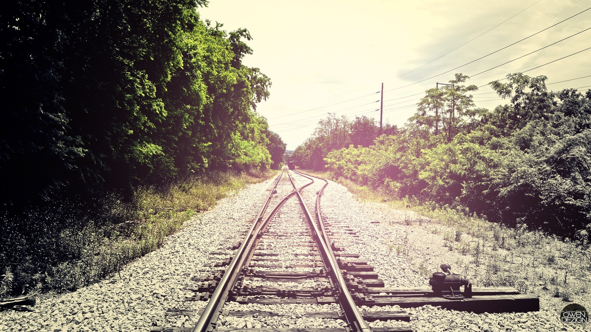 jahrgang eisenbahn zug track transportsystem handbuch reisen motor straße kies natur station im freien linie lange kurve baum