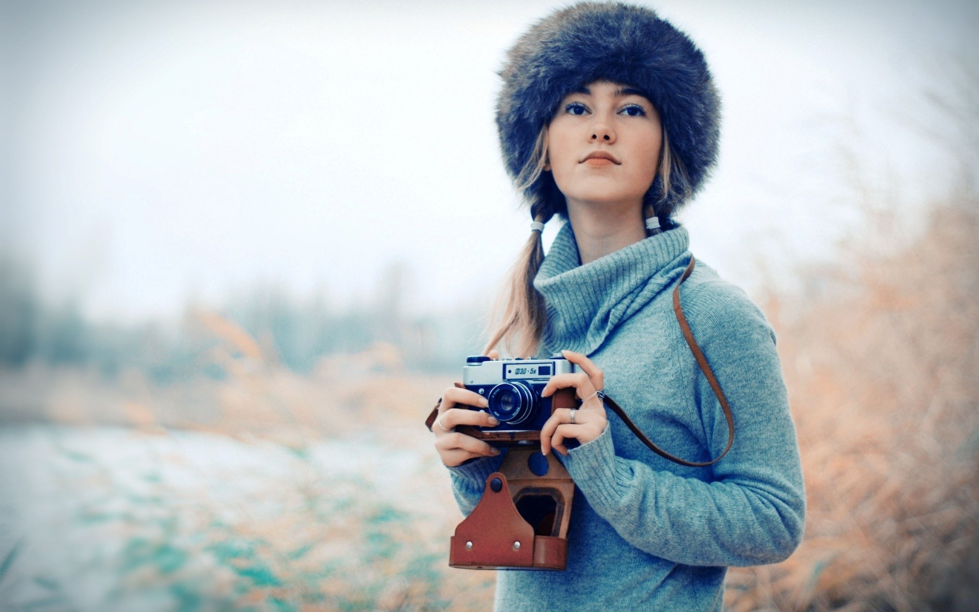 vintage mujer solo al aire libre retrato chica vacaciones adulto invierno