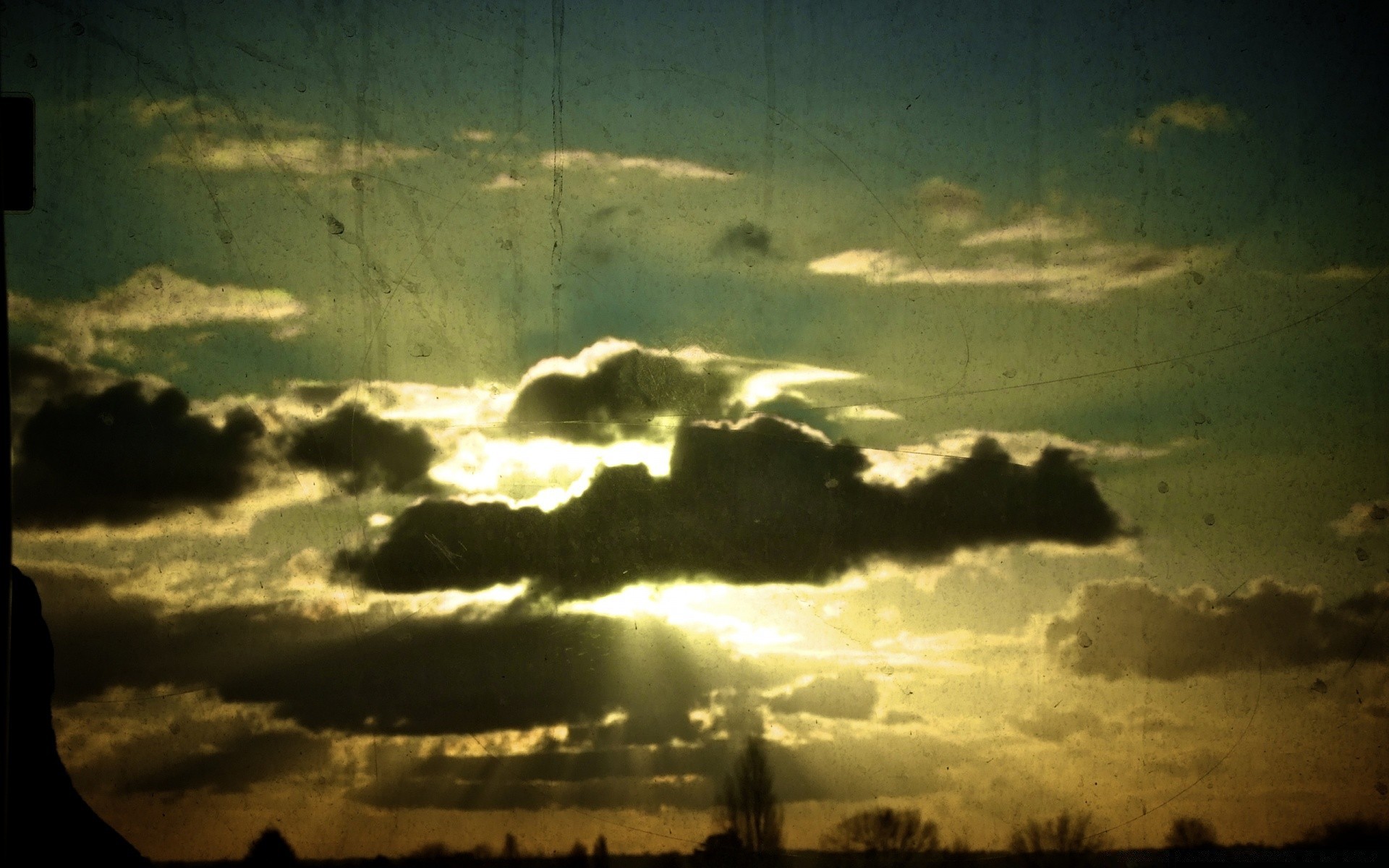 vintage coucher de soleil silhouette tempête lumière paysage météo rétro-éclairé ciel soir aube sombre nuage soleil