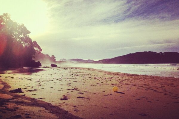 Paisagem irreal bela na praia