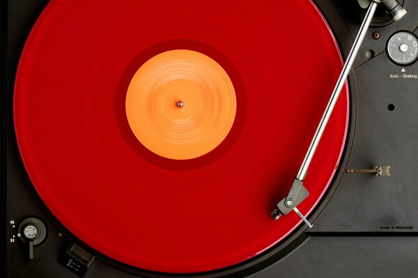 Red record on the turntable