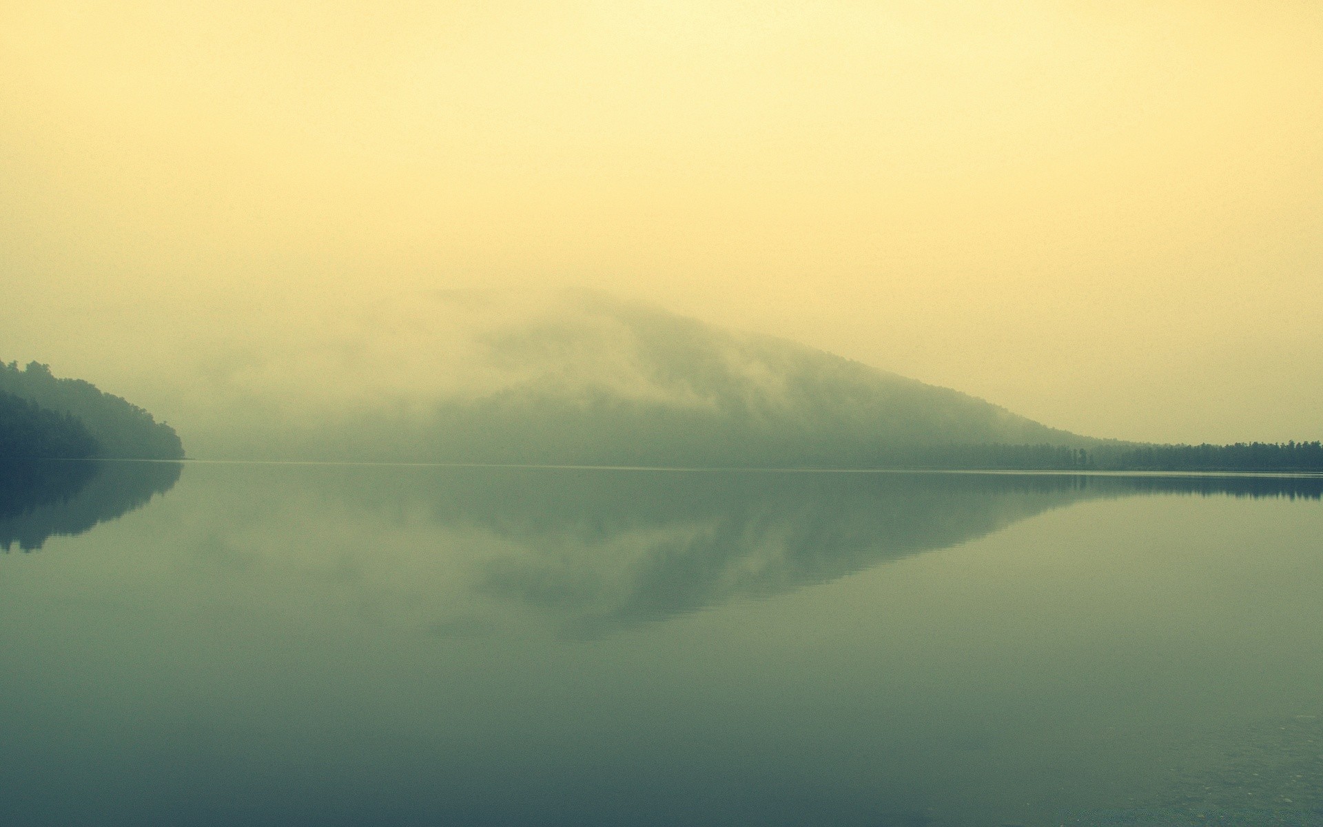 jahrgang wasser landschaft nebel see dämmerung sonnenuntergang himmel nebel fluss natur baum im freien reflexion reisen meer tageslicht abend berge