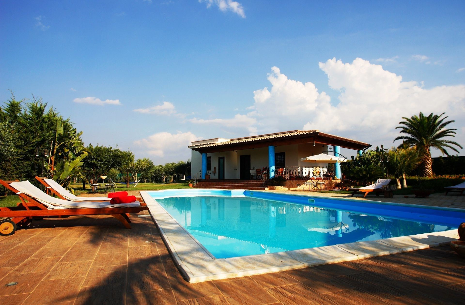 pools swimming pool swimming pool water luxury hotel poolside leisure resort travel relaxation tropical summer recreation exotic villa chair vacation beach