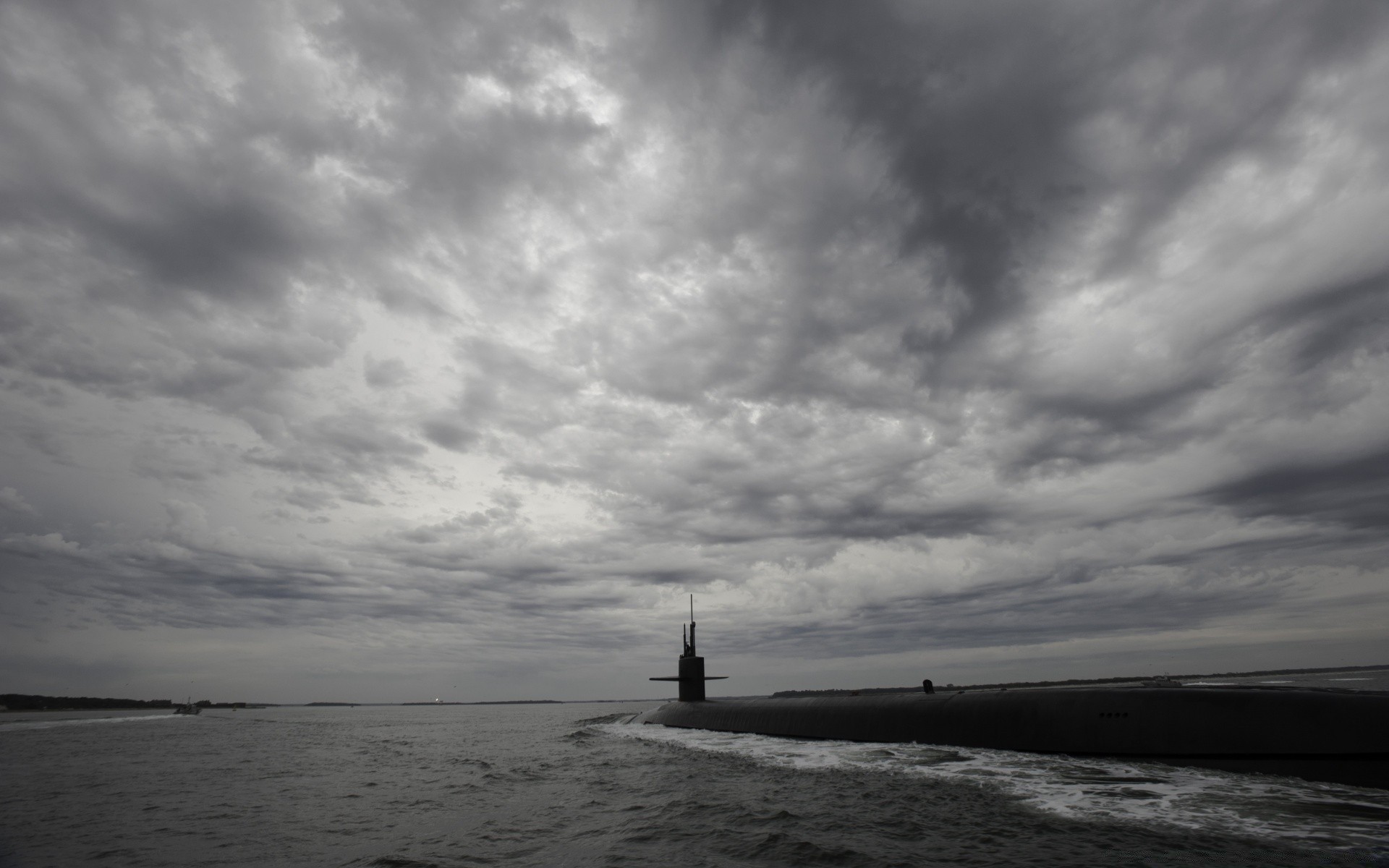 оружие и армия воды шторм пляж море океан пейзаж пейзаж закат моря небо маяк рассвет погода свет дождь облако