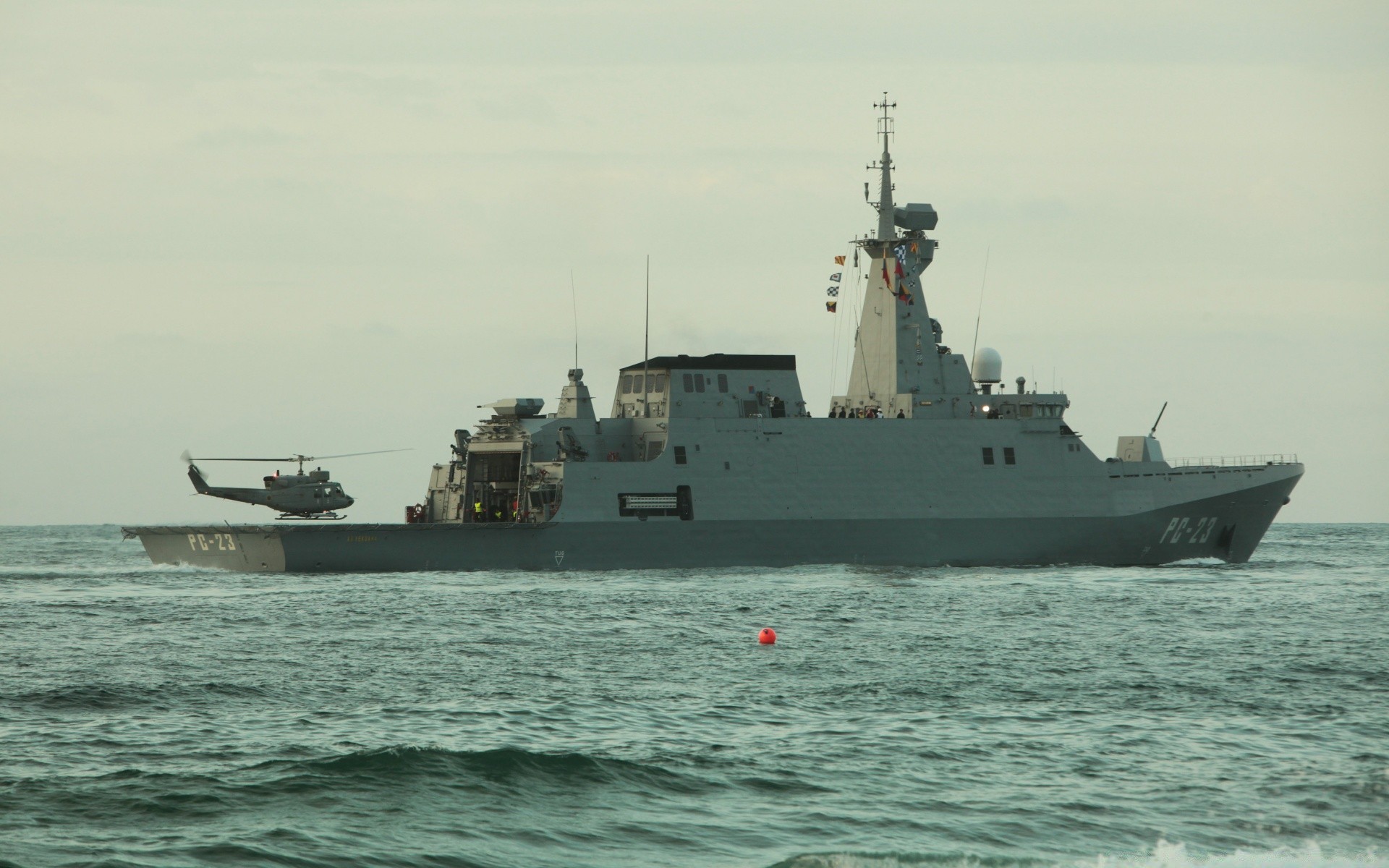 armas y ejército militar nave embarcación marina de guerra sistema de transporte coche guerra nave mar agua barco acorazado océano marina marina ejército puerto naval armas