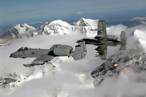 Aviation militaire dans les montagnes