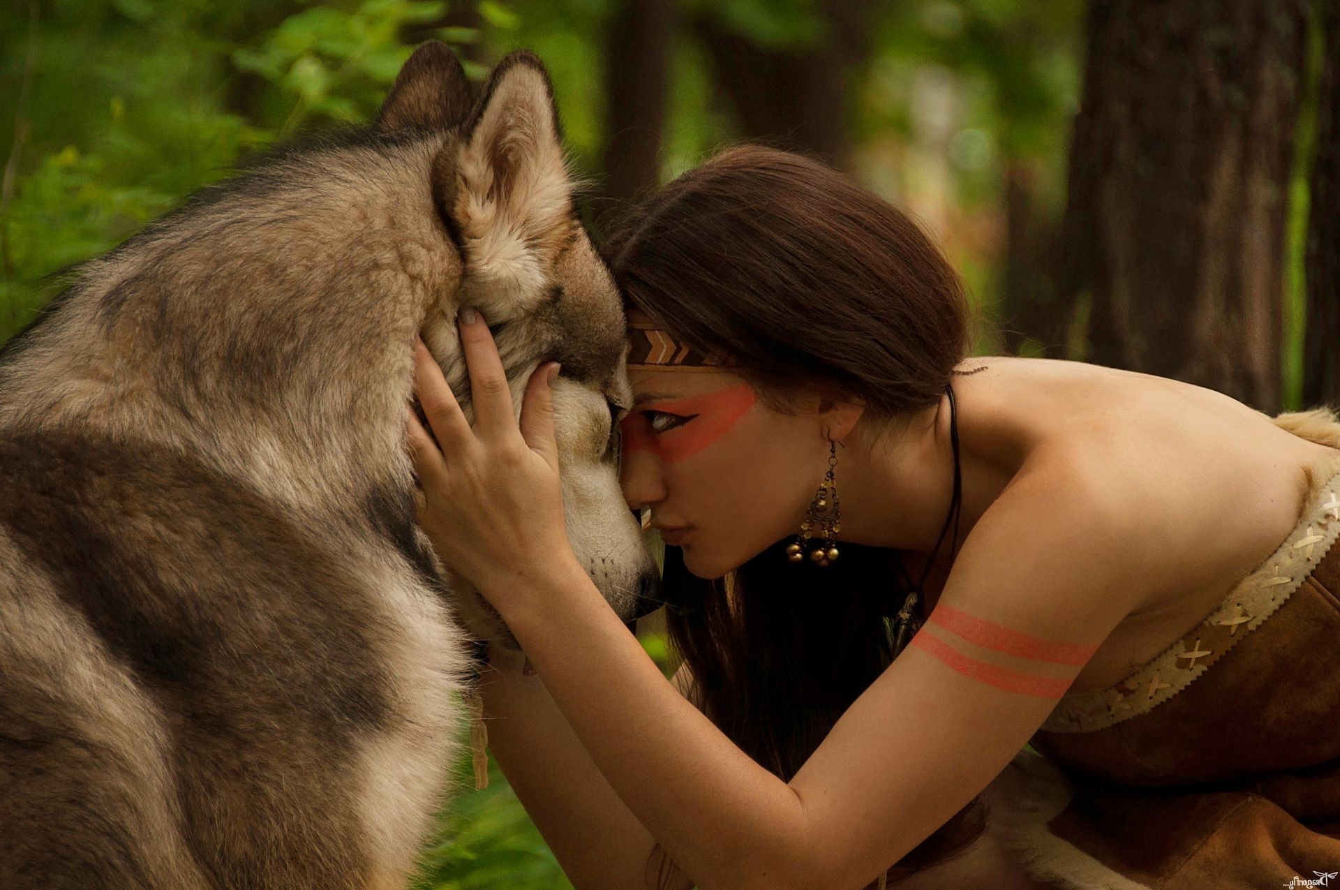 animais mulher ao ar livre natureza sozinho luz do dia mamífero