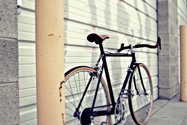 Fond d écran élégant avec vélo dans la rue