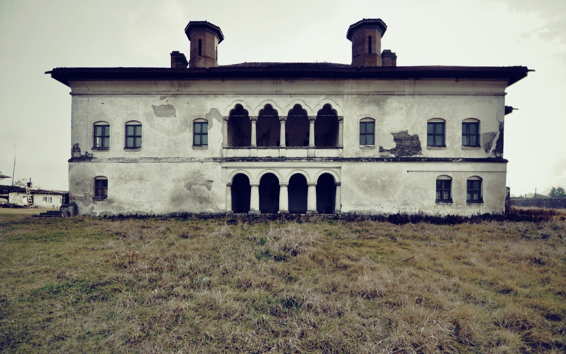 vintage architettura casa all aperto casa vecchio viaggi cielo luce del giorno erba