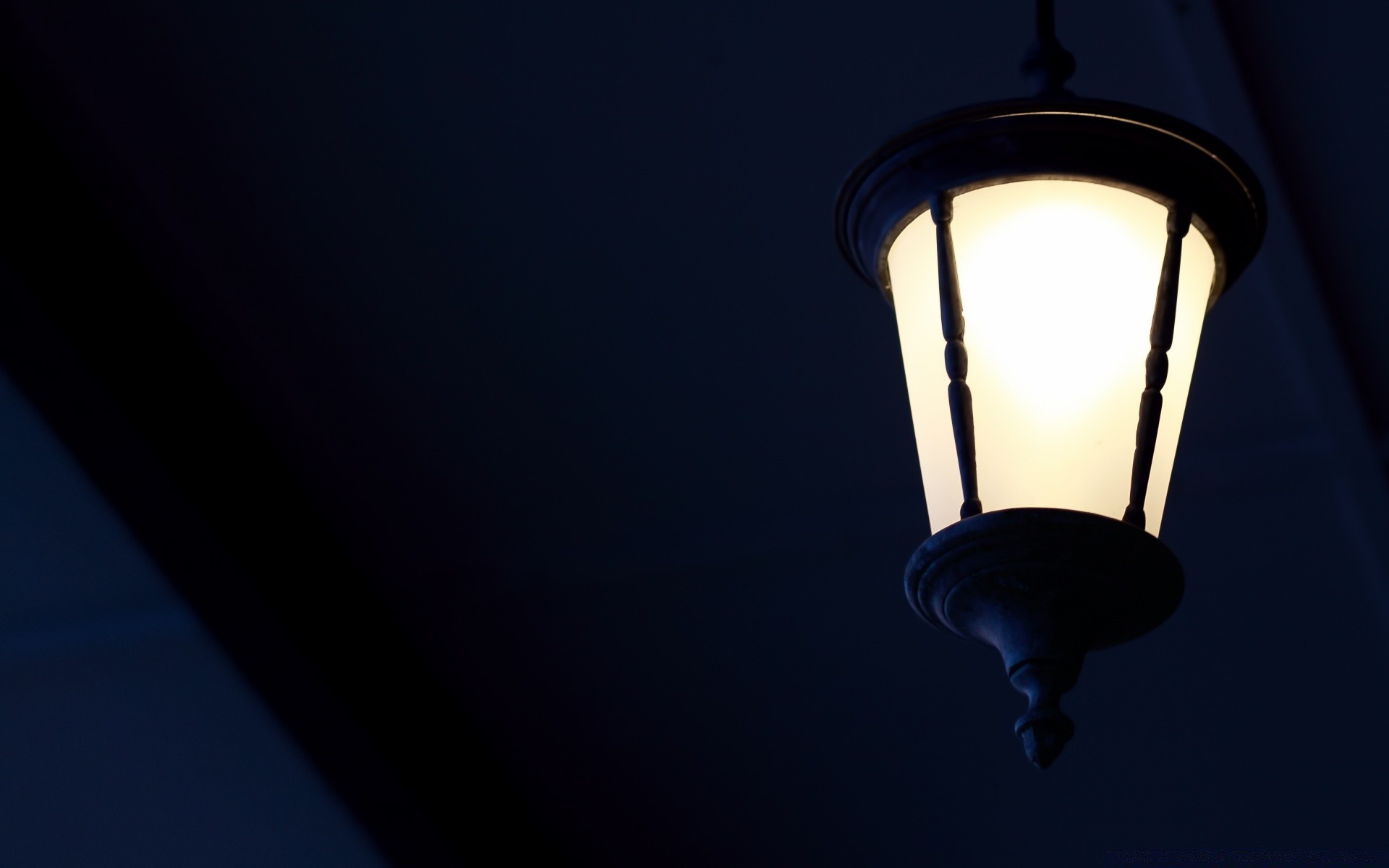 jahrgang lampe lampen licht hintergrundbeleuchtung elektrizität dunkel glas hell laterne scheinwerfer mond macht kunst himmel lumineszenz kerze energie