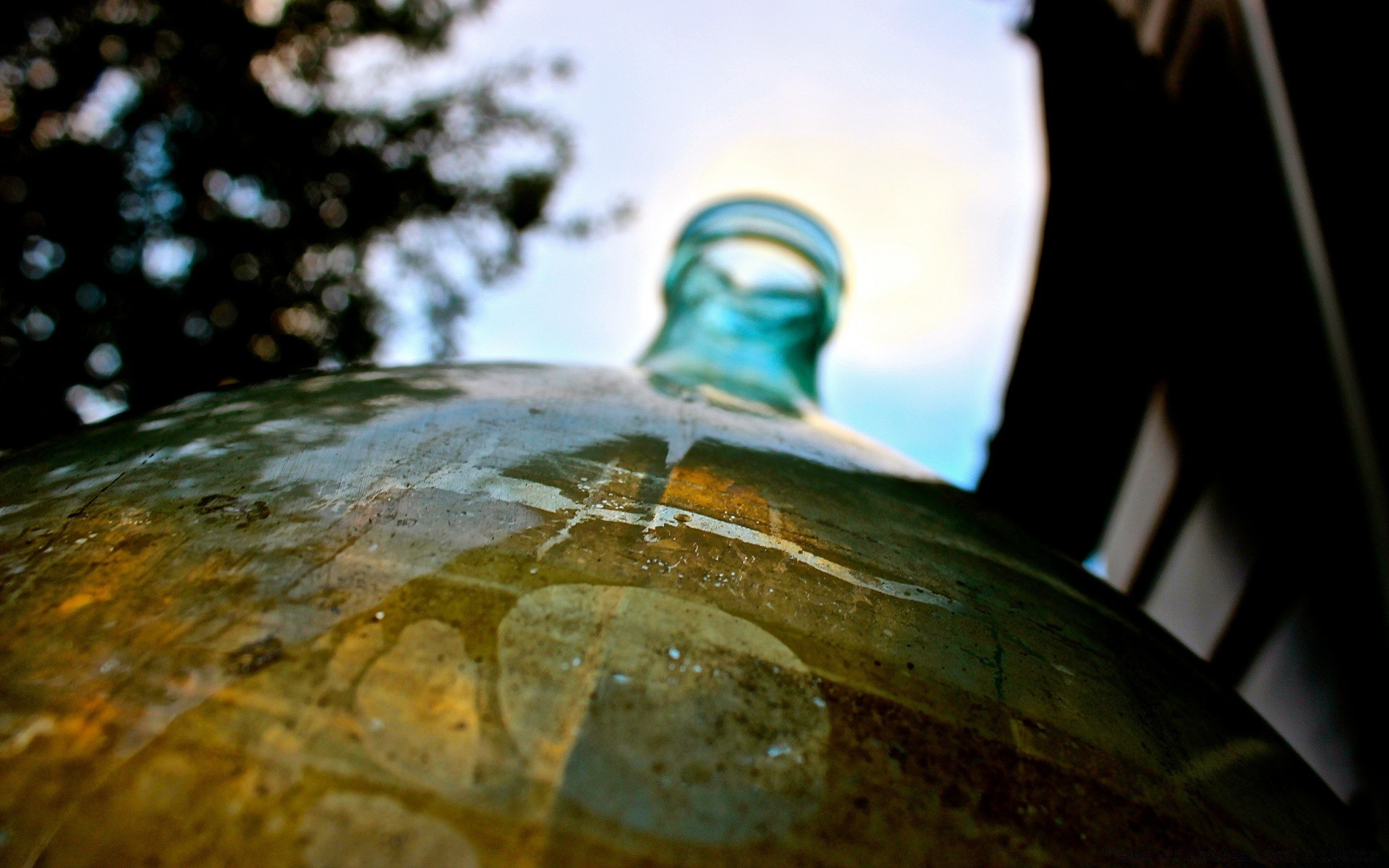 vintage water drop rain bottle nature glass drink light liquid cold wet reflection beer old color desktop street container