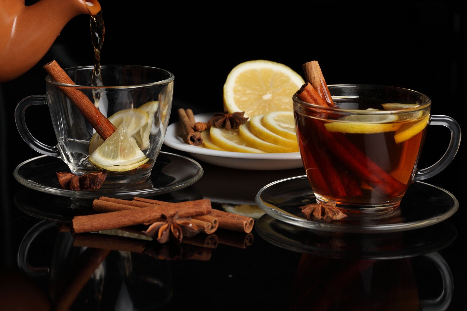 thé boire tasse chaud cannelle vin tasse alimentaire verre café aromatique sombre table tasse parfum bureau petit déjeuner sucre