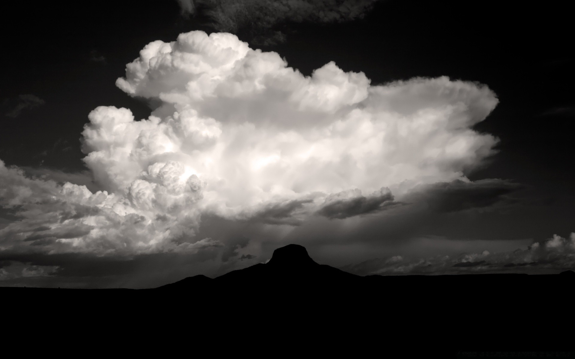 noir paysage ciel tempête montagnes coucher de soleil monochrome nature lune lumière silhouette volcan soleil à l extérieur voyage aube