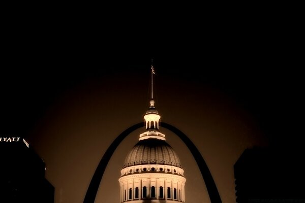 Unusual architecture. Arch over the dome of the building