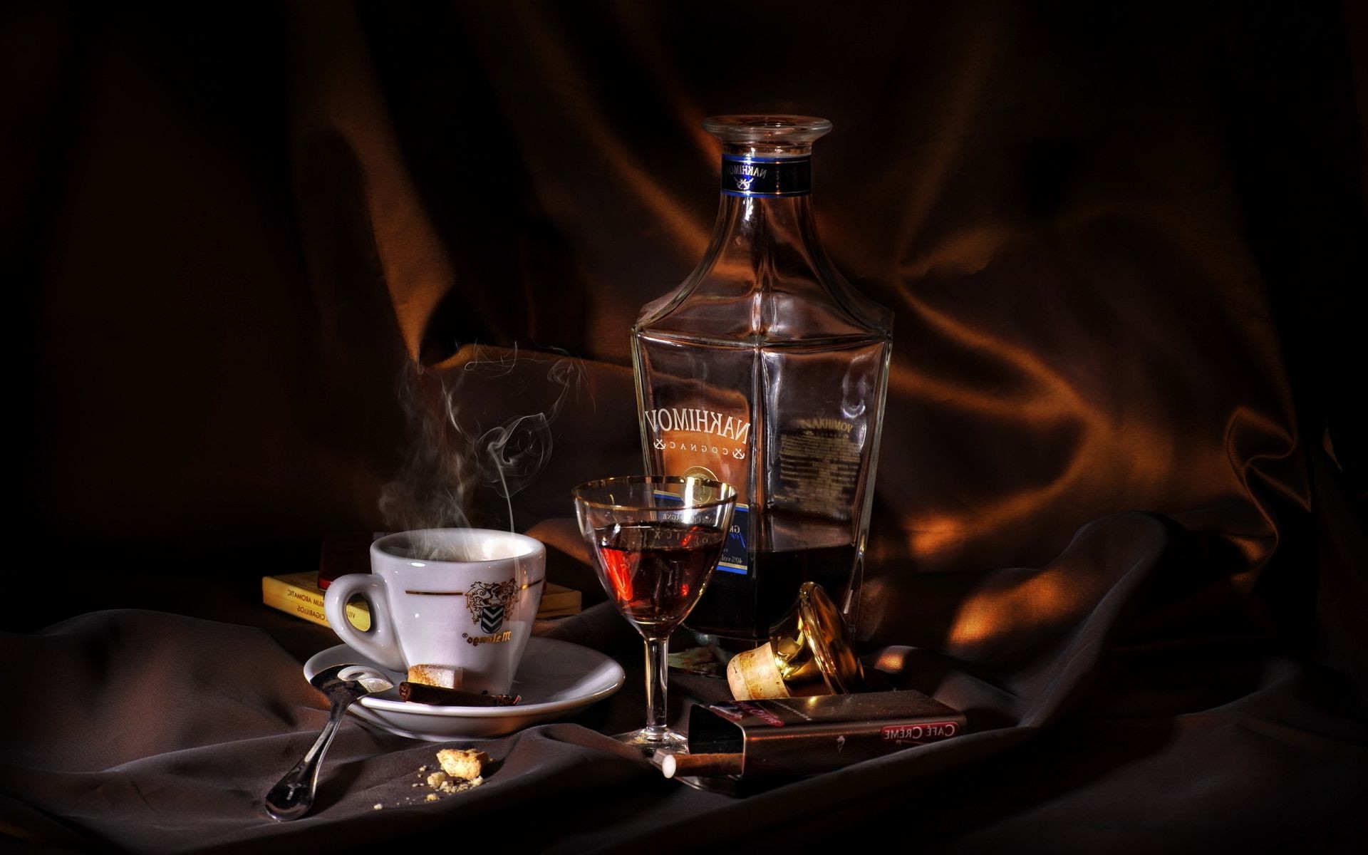 напитки пить горячая пламя темный вина стекло кубок натюрморт бар ресторан виски