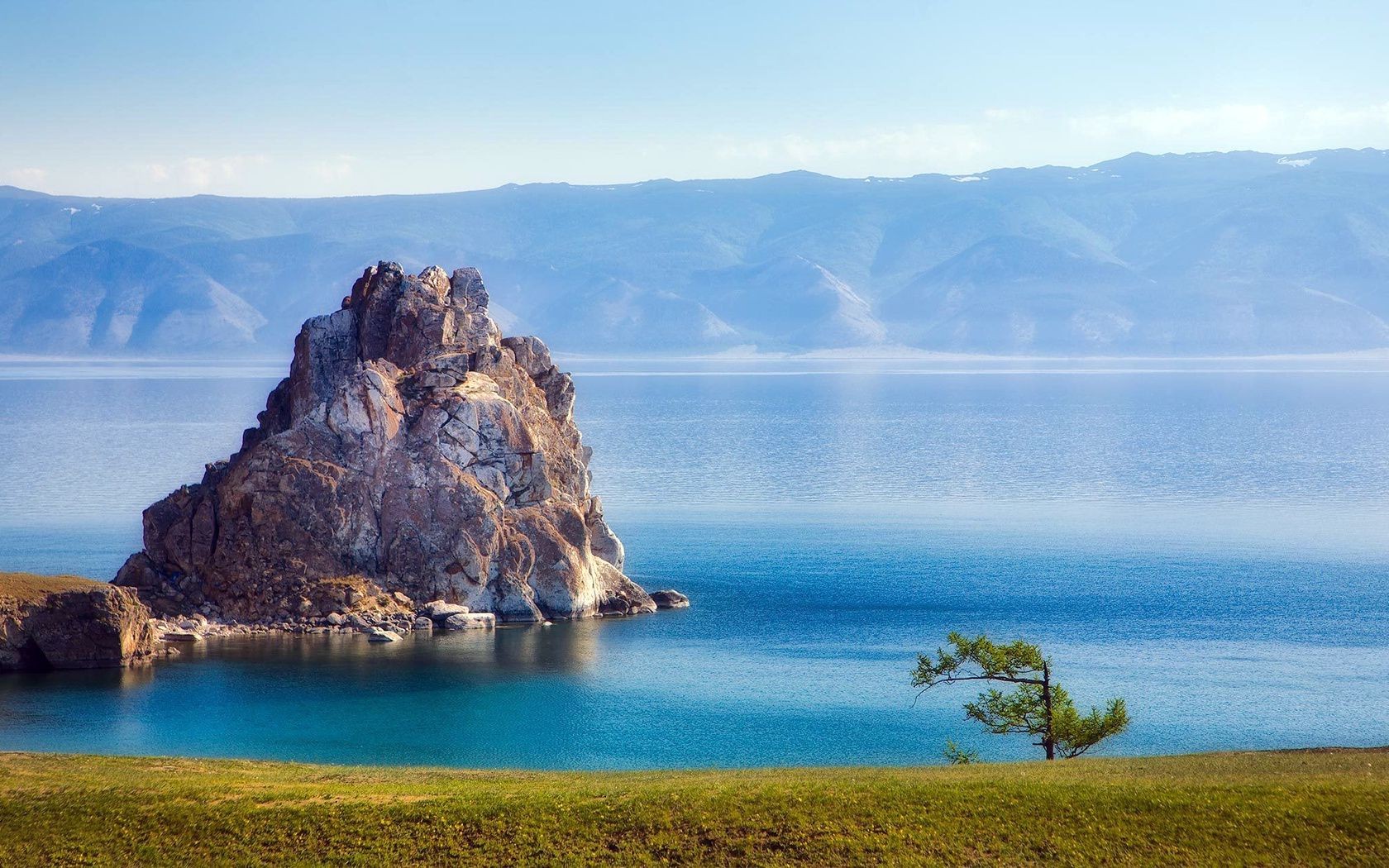 скелі валуни і камені валуни і камені води подорожі пейзаж море моря небо природа океан рок пляж мальовничий на відкритому повітрі літо острів пейзаж гори