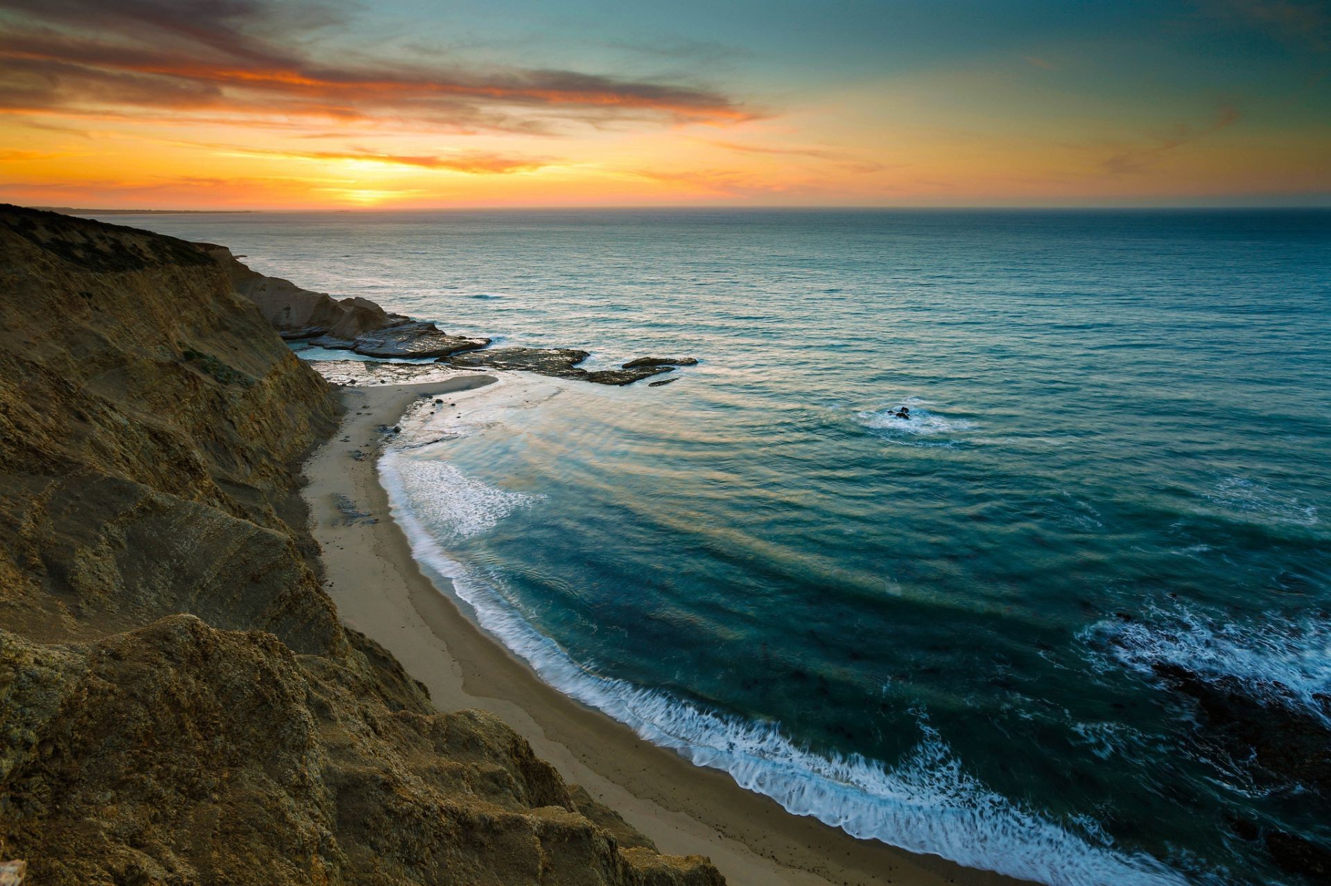 mer et océan eau mer océan mer plage coucher de soleil surf voyage paysage paysage vague ciel nature scénique soleil aube soir