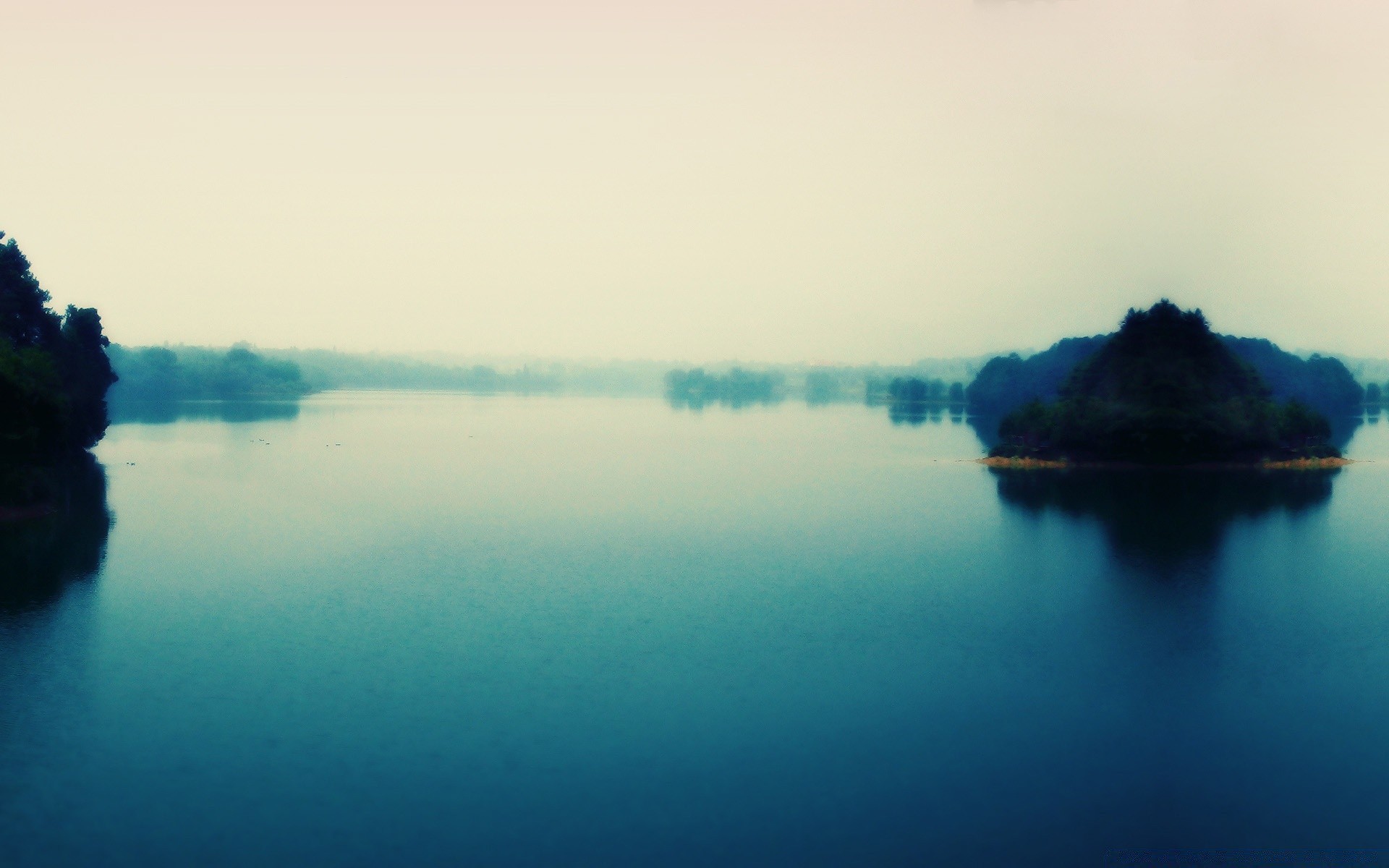 creativo agua niebla niebla amanecer atardecer lago al aire libre reflexión humo cielo iluminado placid naturaleza paisaje crepúsculo