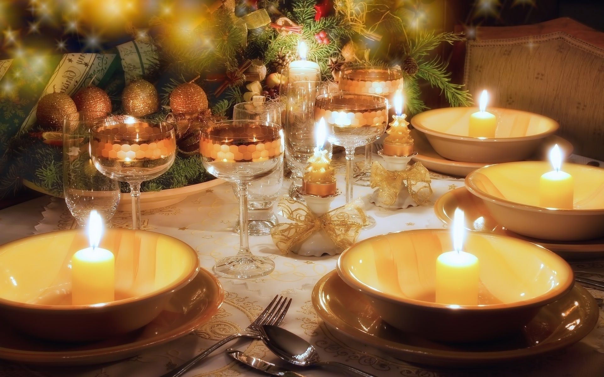 новый год свеча свечи рождество воск пламя подсвечник праздник сожгли украшения таблица тепло столовые приборы отпуск романтика участник свет романтический появлением