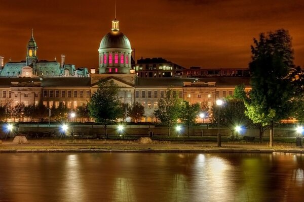 Lumières de nuit de la grande ville