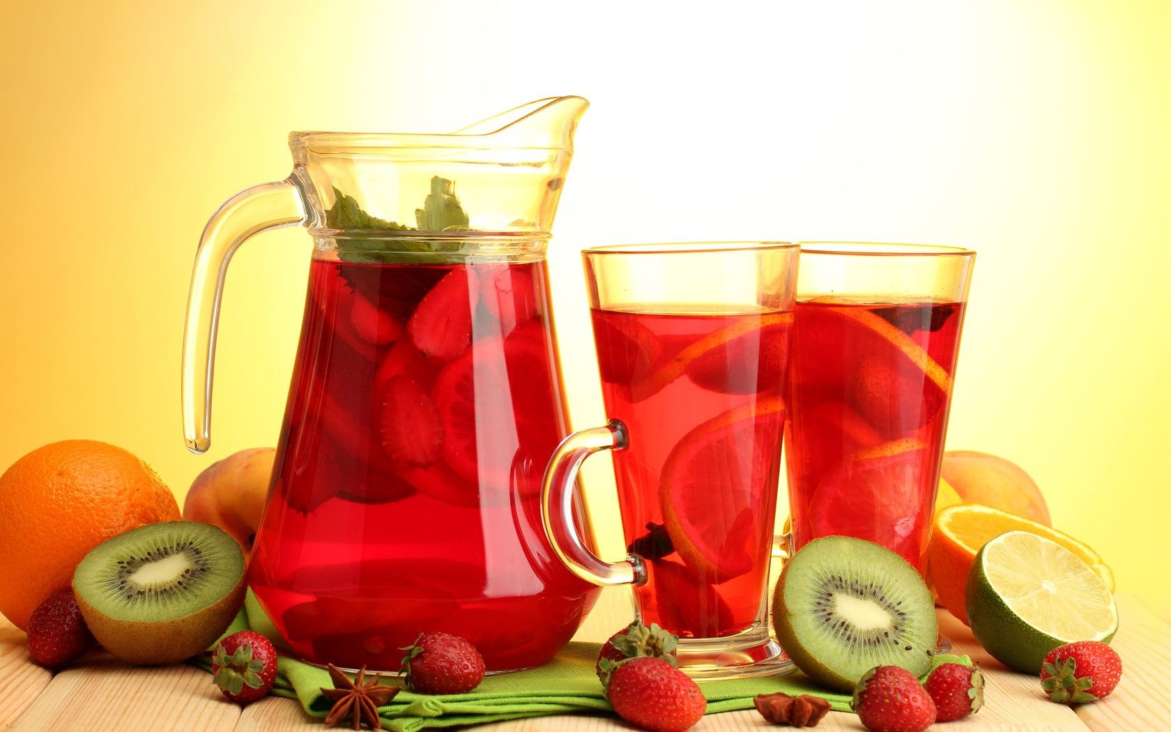 boissons verre fruits boire jus froid cocktail doux rafraîchissement alimentaire liquide fraise en bonne santé l alcool zhban agrumes baies pichet citron juteuse