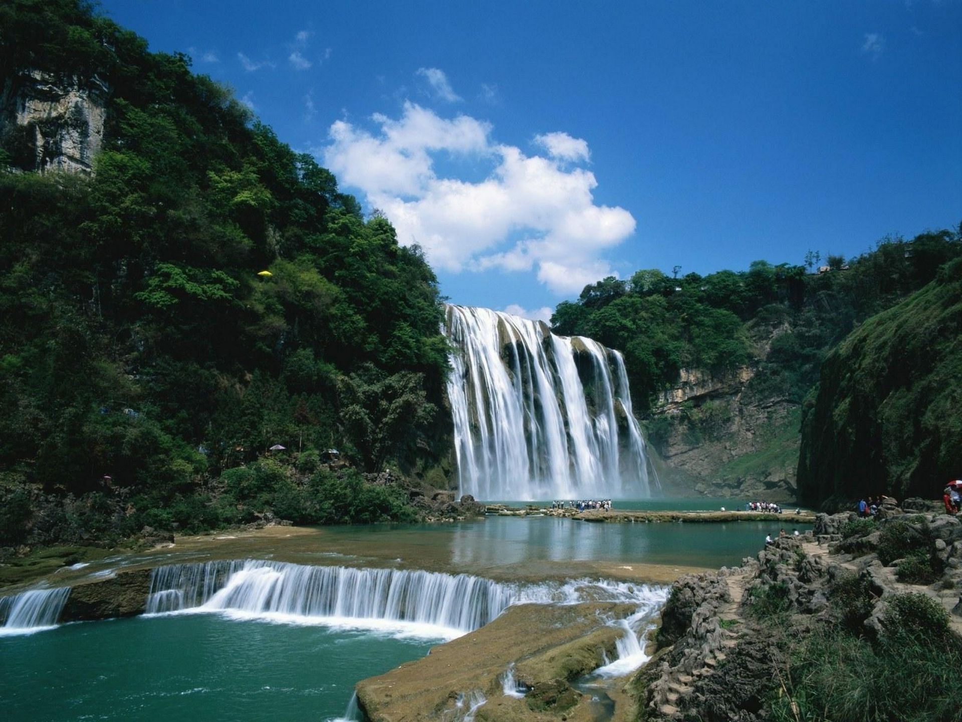 瀑布 水 瀑布 旅游 自然 河流 景观 岩石 户外 夏天 树